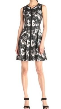 Betsy Johnson black & white floral zip scuba dress